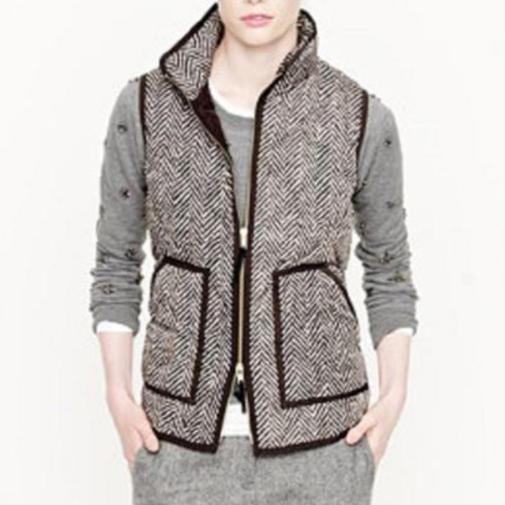JCrew Women’s black and white herringbone vest.
